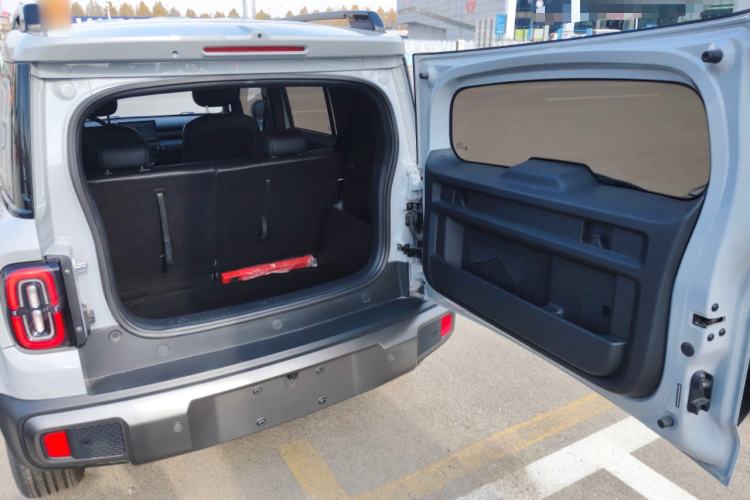 Used Baojun Spark EUV 2024 Prestige Edition 4 Seats Trunk