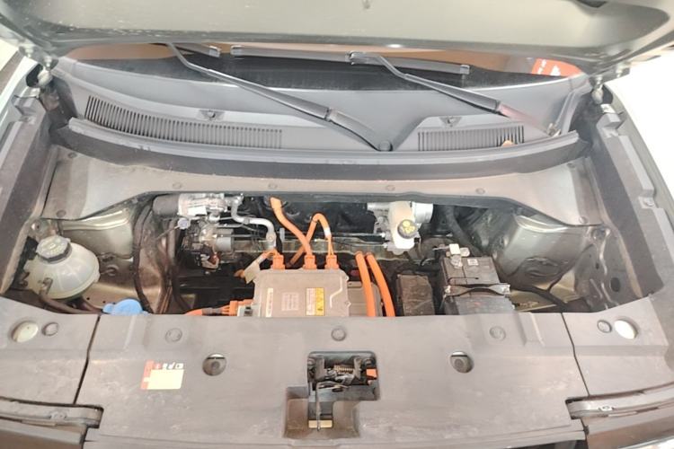 Used Baojun Spark EUV 2024 Prestige Edition 4 Seats Engine Bay