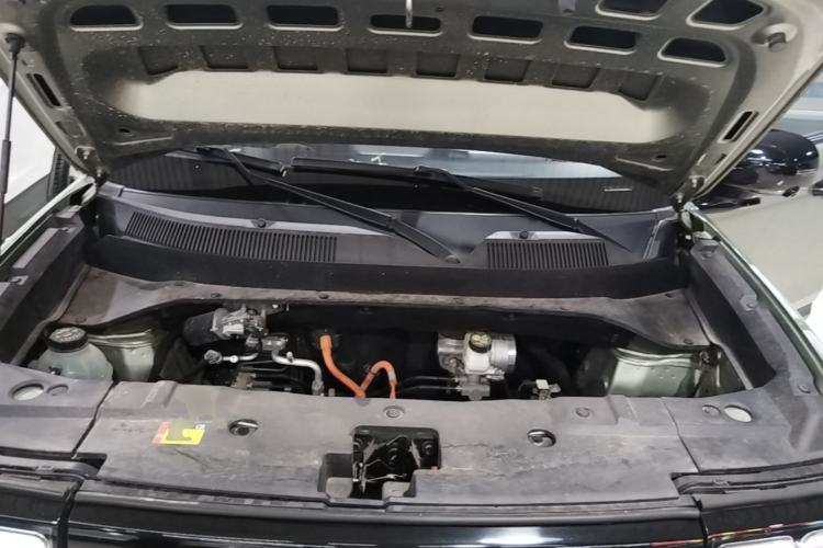 Used Baojun Spark EUV 2024 Prestige Edition 4 Seats Engine Bay