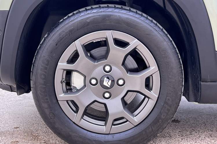 Used Baojun Spark EUV 2024 Prestige Edition 4 Seats Exterior 5