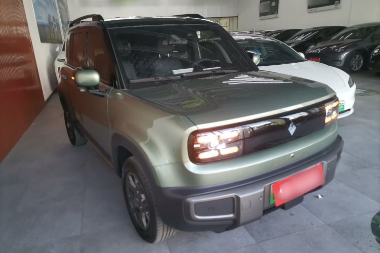 Used Baojun Spark EUV 2024 Prestige Edition 4 Seats Front Right 45 Deg