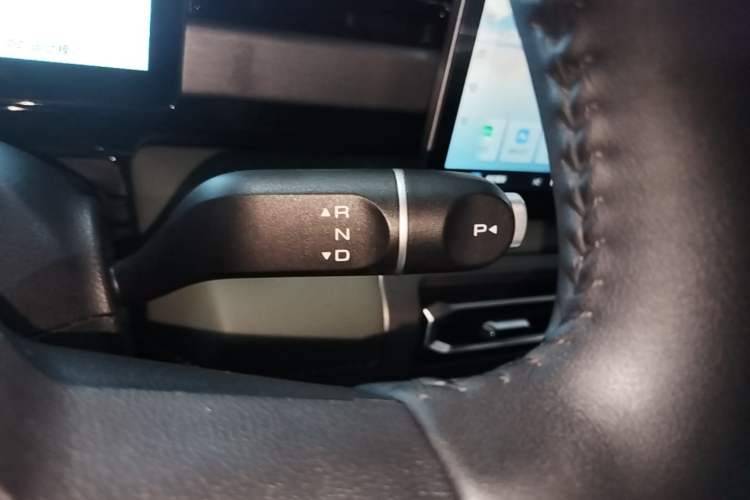 Used Baojun Spark EUV 2024 Prestige Edition 4 Seats Gear Lever