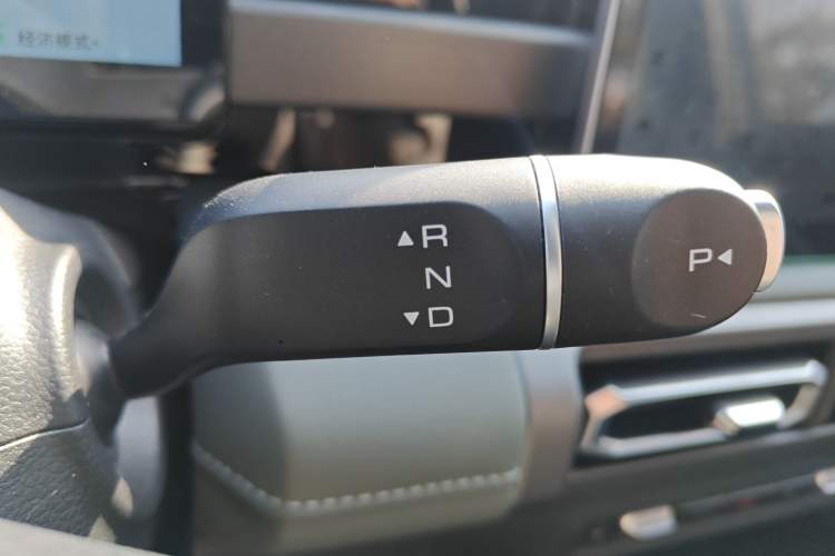 Used Baojun Spark EUV 2024 Prestige Edition 4 Seats Gear Lever