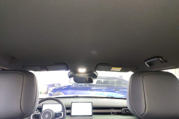 Used Baojun Spark EUV 2024 Prestige Edition 4 Seats Headliner