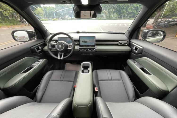Used Baojun Spark EUV 2024 Prestige Edition 4 Seats Interior 1
