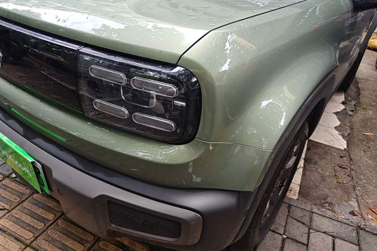 Used Baojun Spark EUV 2024 Prestige Edition 4 Seats Left Front Headlight