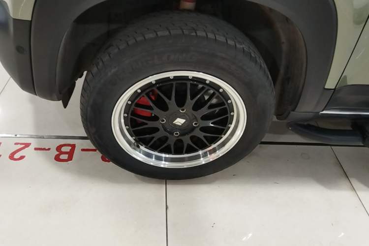 Used Baojun Spark EUV 2024 Prestige Edition 4 Seats Left Front Wheel Hub