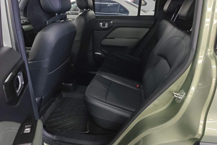 Used Baojun Spark EUV 2024 Prestige Edition 4 Seats Left Rear Seat