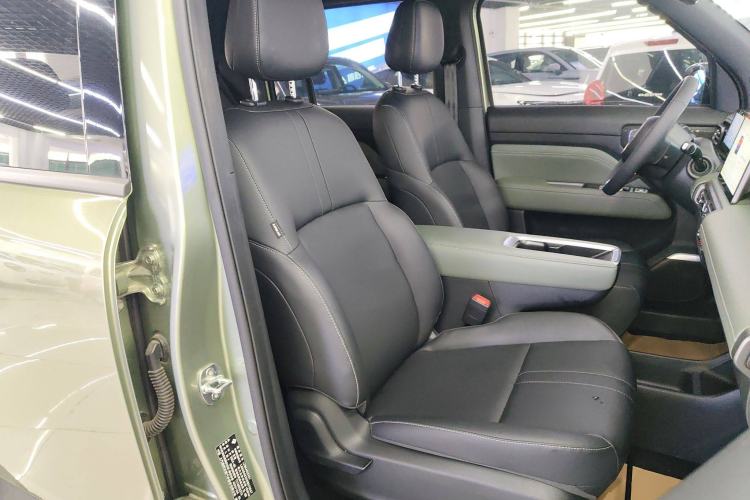 Used Baojun Spark EUV 2024 Prestige Edition 4 Seats Right Front Seat