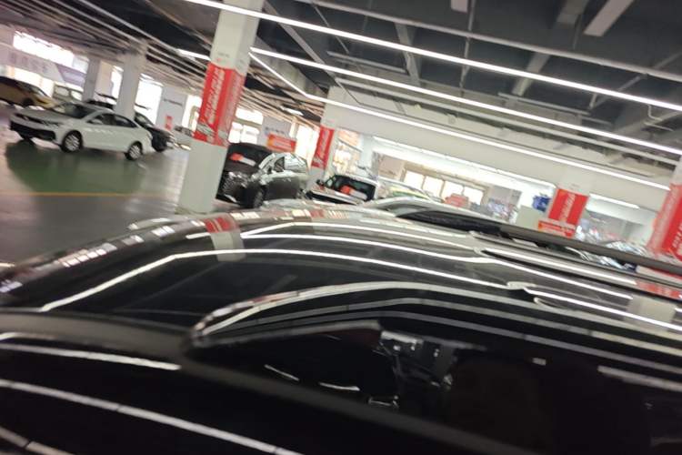 Used Baojun Spark EUV 2024 Prestige Edition 4 Seats Roof