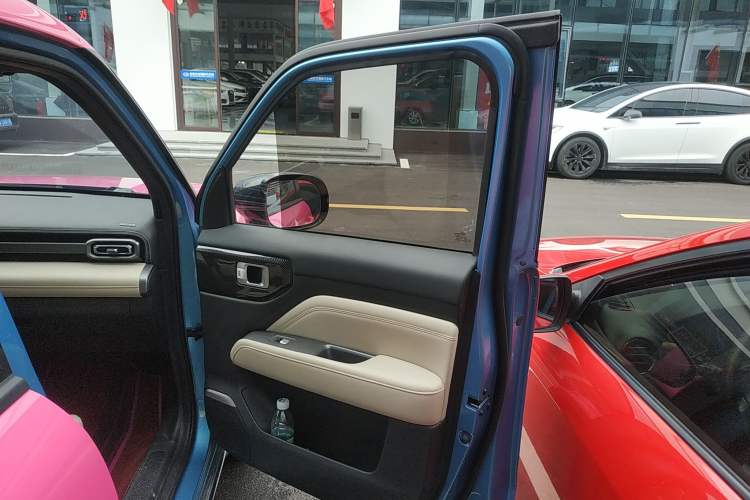 Used Baojun Spark EUV 2024 Prestige Edition 4 Seats Right Front Door Interior