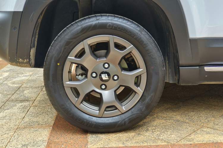 Used Baojun Spark EUV 2024 Prestige Edition 4 Seats Exterior 8