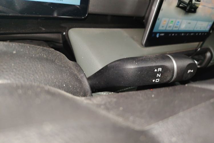 Used Baojun Spark EUV 2024 Prestige Edition 4 Seats Gear Lever