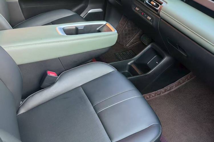 Used Baojun Spark EUV 2024 Flagship Edition 4 Seats Interior 8