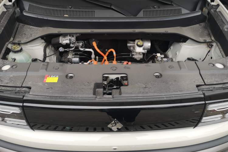 Used Baojun Spark EUV 2024 Prestige Edition 4 Seats Engine Bay