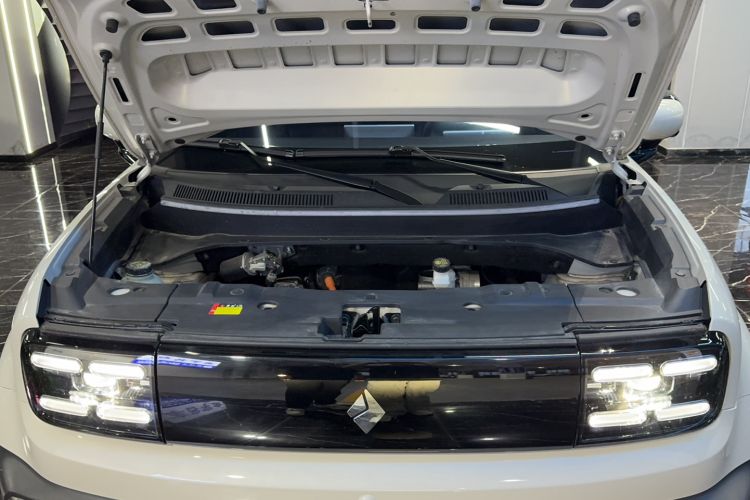 Used Baojun Spark EUV 2024 Flagship Edition 4 Seats Engine Bay