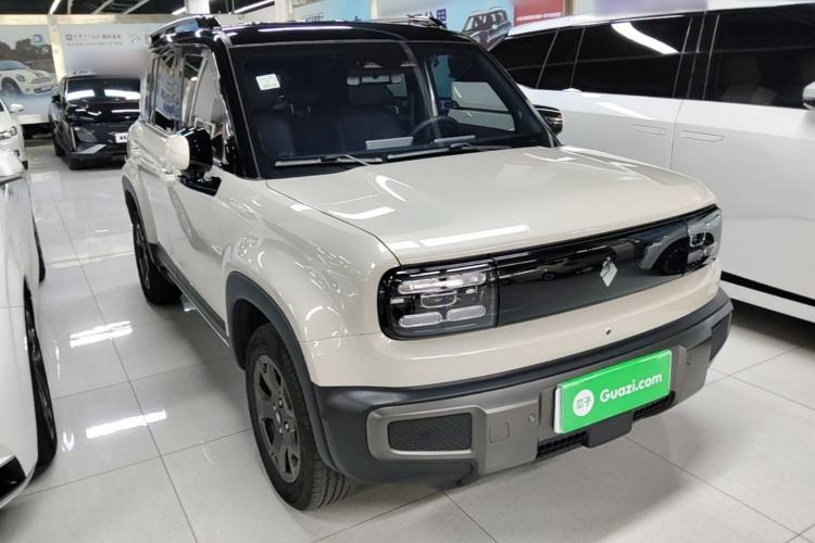 Used Baojun Spark EUV 2024 Prestige Edition 4 Seats Front Right 45 Deg