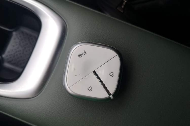 Used Baojun Spark EUV 2024 Prestige Edition 4 Seats Interior 1