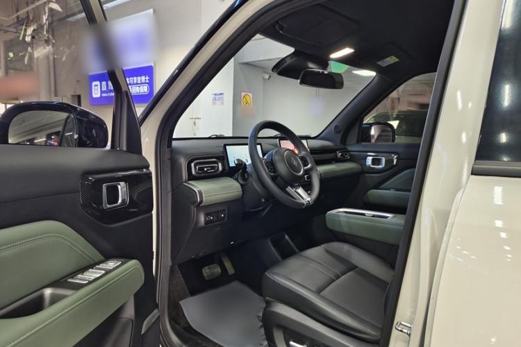 Used Baojun Spark EUV 2024 Flagship Edition 4 Seats Interior 1