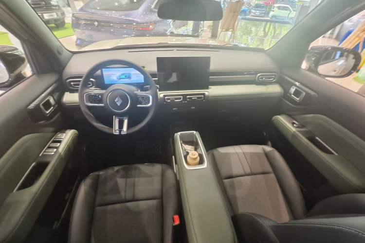 Used Baojun Spark EUV 2024 Prestige Edition 4 Seats Interior 3