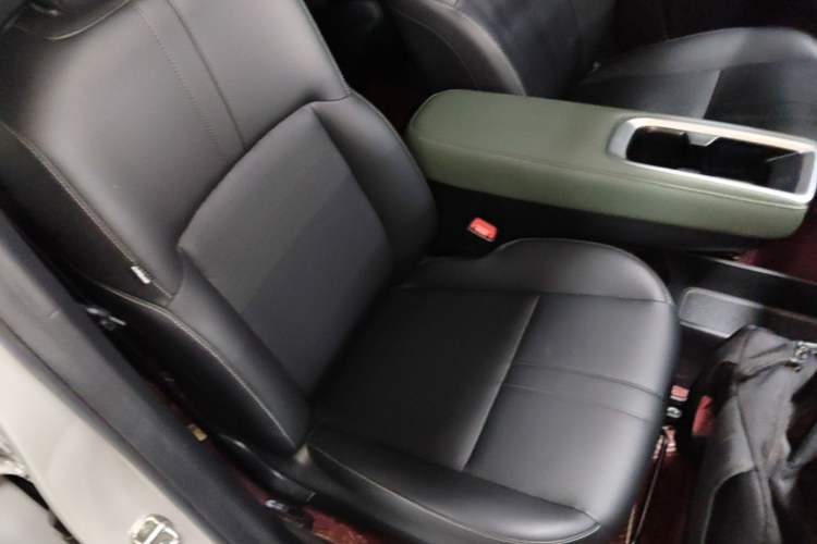 Used Baojun Spark EUV 2024 Prestige Edition 4 Seats Right Front Seat