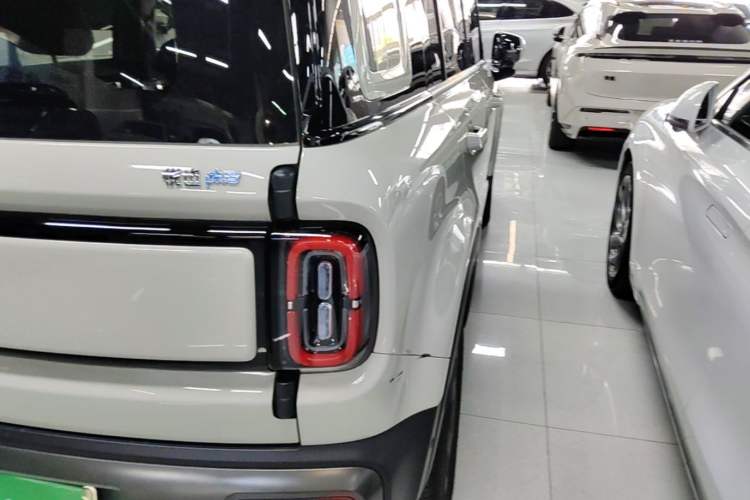 Used Baojun Spark EUV 2024 Prestige Edition 4 Seats Right Rear Taillight