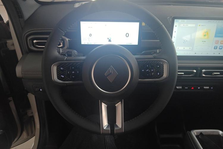 Used Baojun Spark EUV 2024 Prestige Edition 4 Seats Steering Wheel