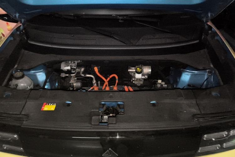 Used Baojun Spark EUV 2024 Prestige Edition 4 Seats Engine Bay