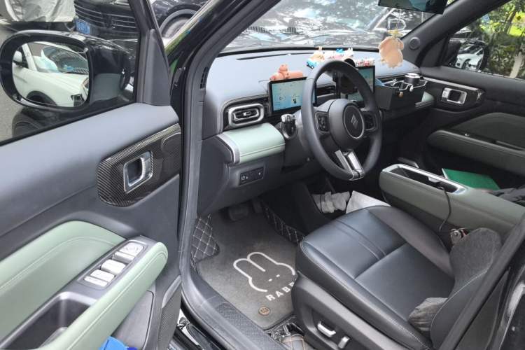 Used Baojun Spark EUV 2025 Smart Luxury Edition 5 Seats Driver Seat