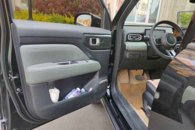 Used Baojun Spark EUV 2025 Flagship Edition 5 Seats Driver Seat