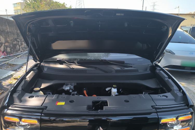 Used Baojun Spark EUV 2025 Flagship Edition 5 Seats Engine Bay