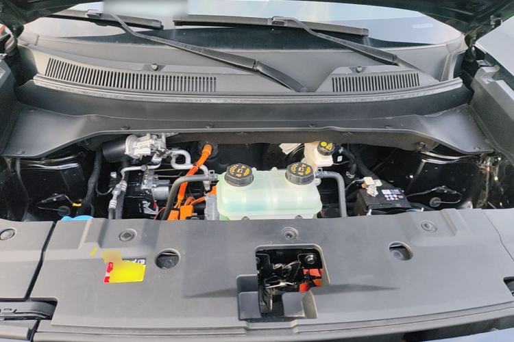 Used Baojun Spark EUV 2025 Flagship Edition 5 Seats Engine Bay