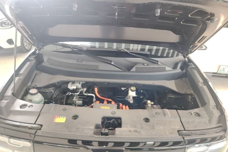 Used Baojun Spark EUV 2025 Flagship Edition 5 Seats Engine Bay
