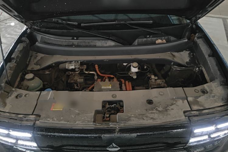Used Baojun Spark EUV 2025 Flagship Edition 5 Seats Engine Bay