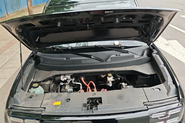 Used Baojun Spark EUV 2025 Flagship Edition 5 Seats Engine Bay