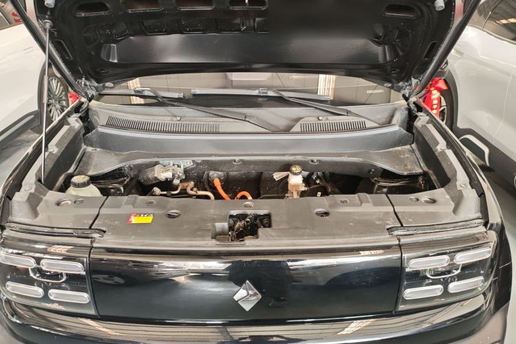 Used Baojun Spark EUV 2025 Flagship Edition 5 Seats Engine Bay