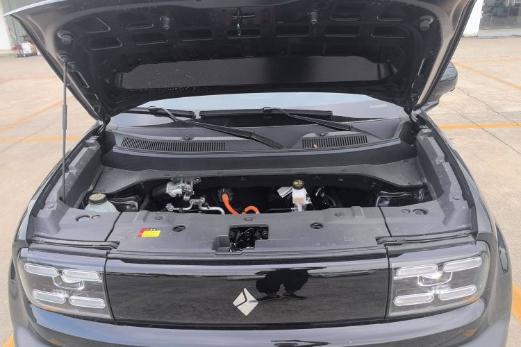 Used Baojun Spark EUV 2025 Flagship Edition 5 Seats Engine Bay