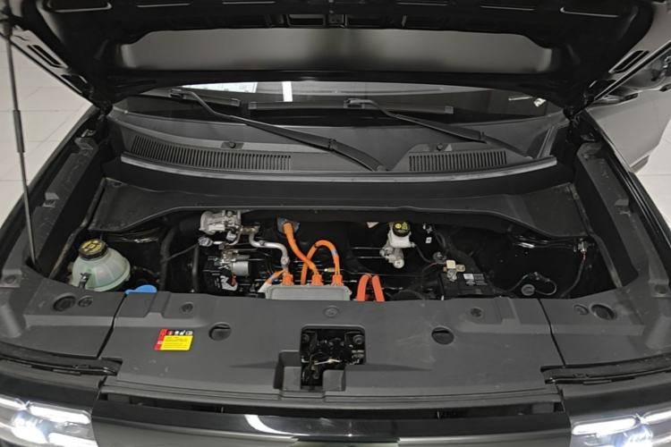 Used Baojun Spark EUV 2025 Flagship Edition 5 Seats Engine Bay