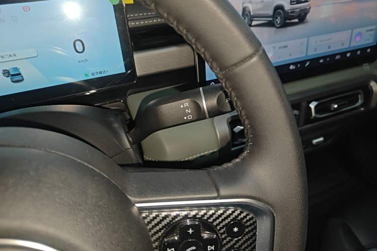 Used Baojun Spark EUV 2025 Flagship Edition 5 Seats Gear Lever
