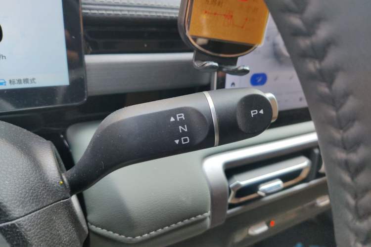Used Baojun Spark EUV 2025 Flagship Edition 5 Seats Gear Lever