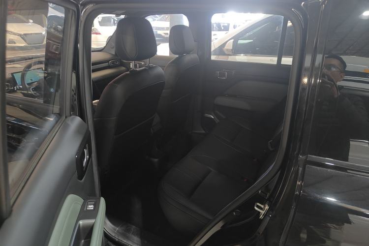 Used Baojun Spark EUV 2025 Flagship Edition 5 Seats Interior 4