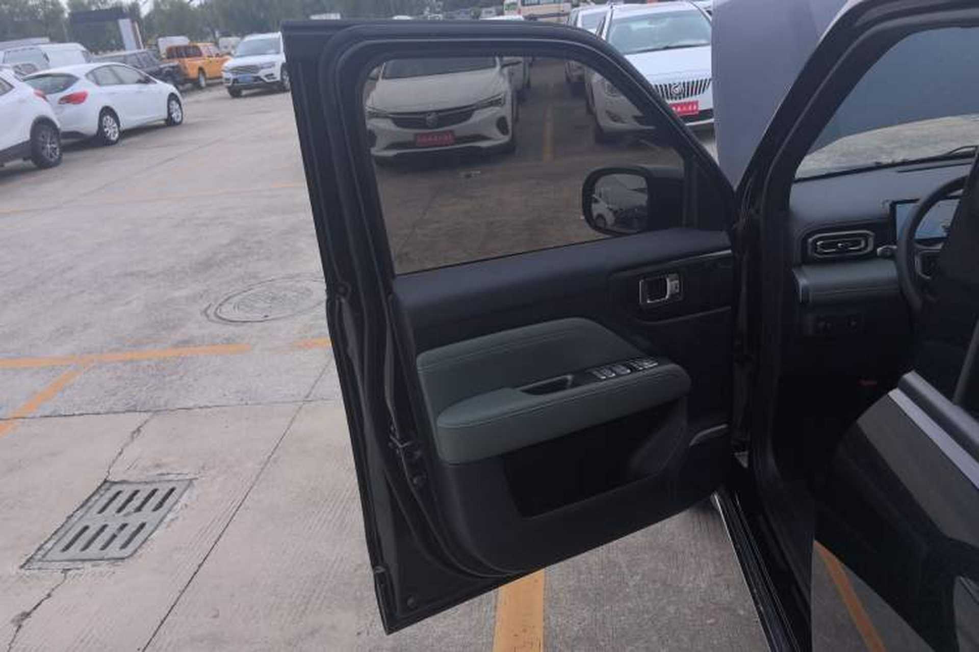 Used Baojun Spark EUV 2025 Flagship Edition 5 Seats Left Front Door Interior