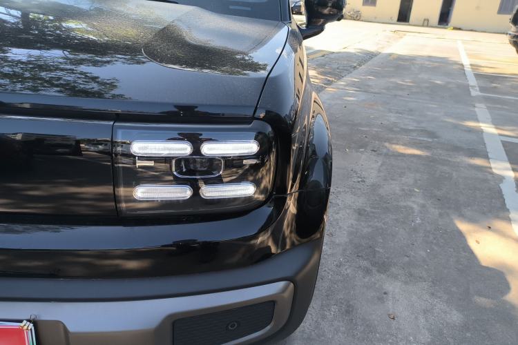 Used Baojun Spark EUV 2025 Flagship Edition 5 Seats Left Front Headlight