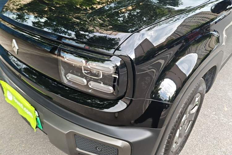 Used Baojun Spark EUV 2025 Flagship Edition 5 Seats Left Front Headlight