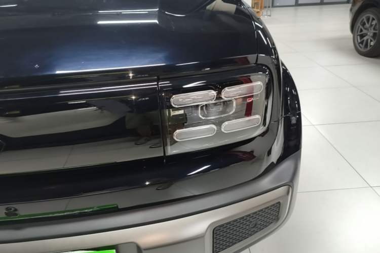 Used Baojun Spark EUV 2025 Flagship Edition 5 Seats Left Front Headlight