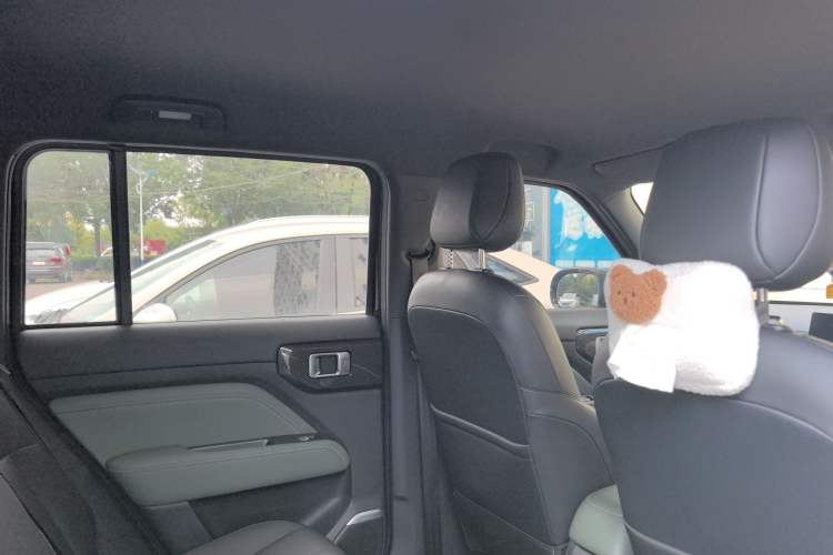 Used Baojun Spark EUV 2025 Flagship Edition 5 Seats Left Front Seat