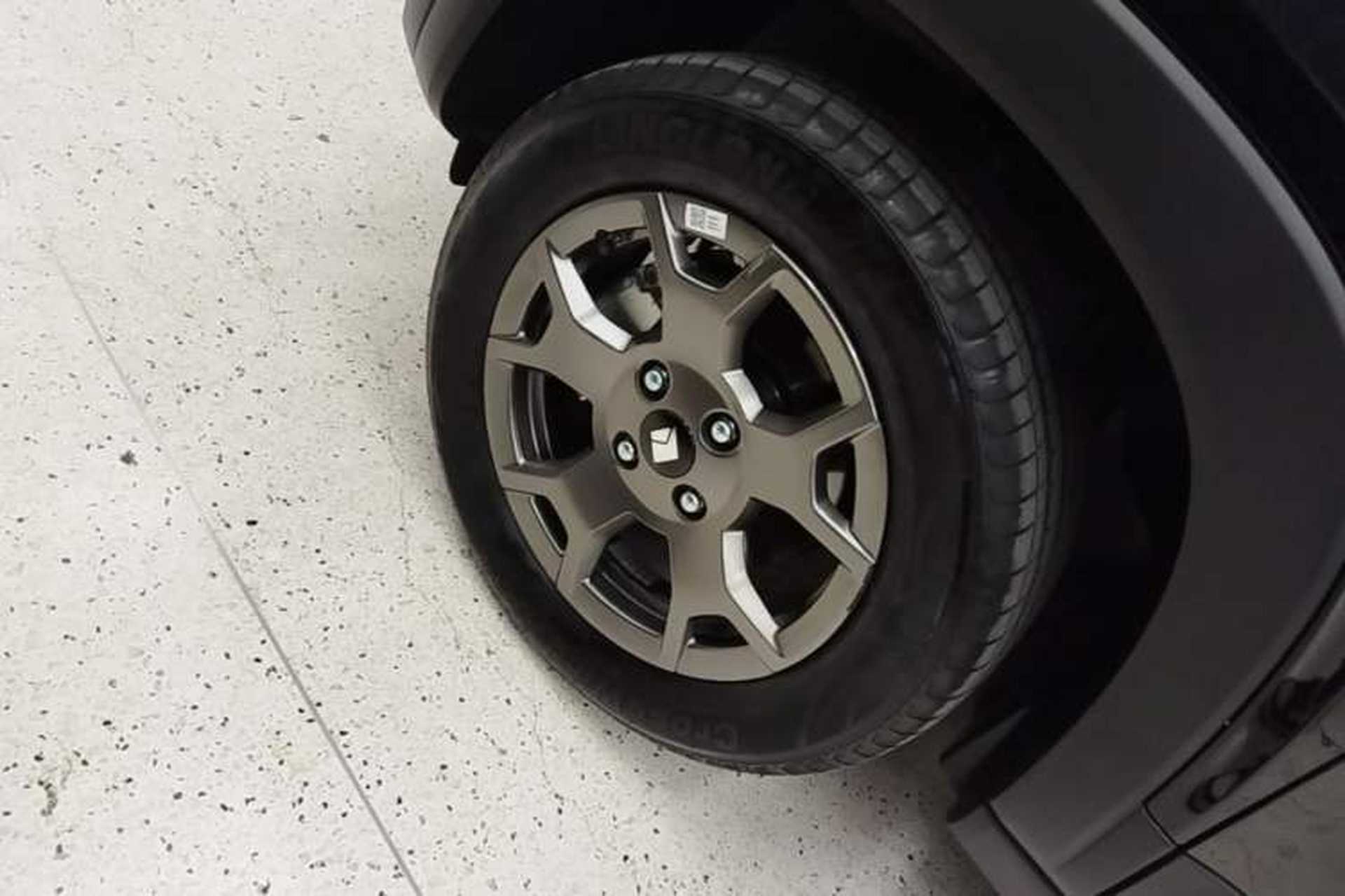 Used Baojun Spark EUV 2025 Flagship Edition 5 Seats Left Front Wheel Hub