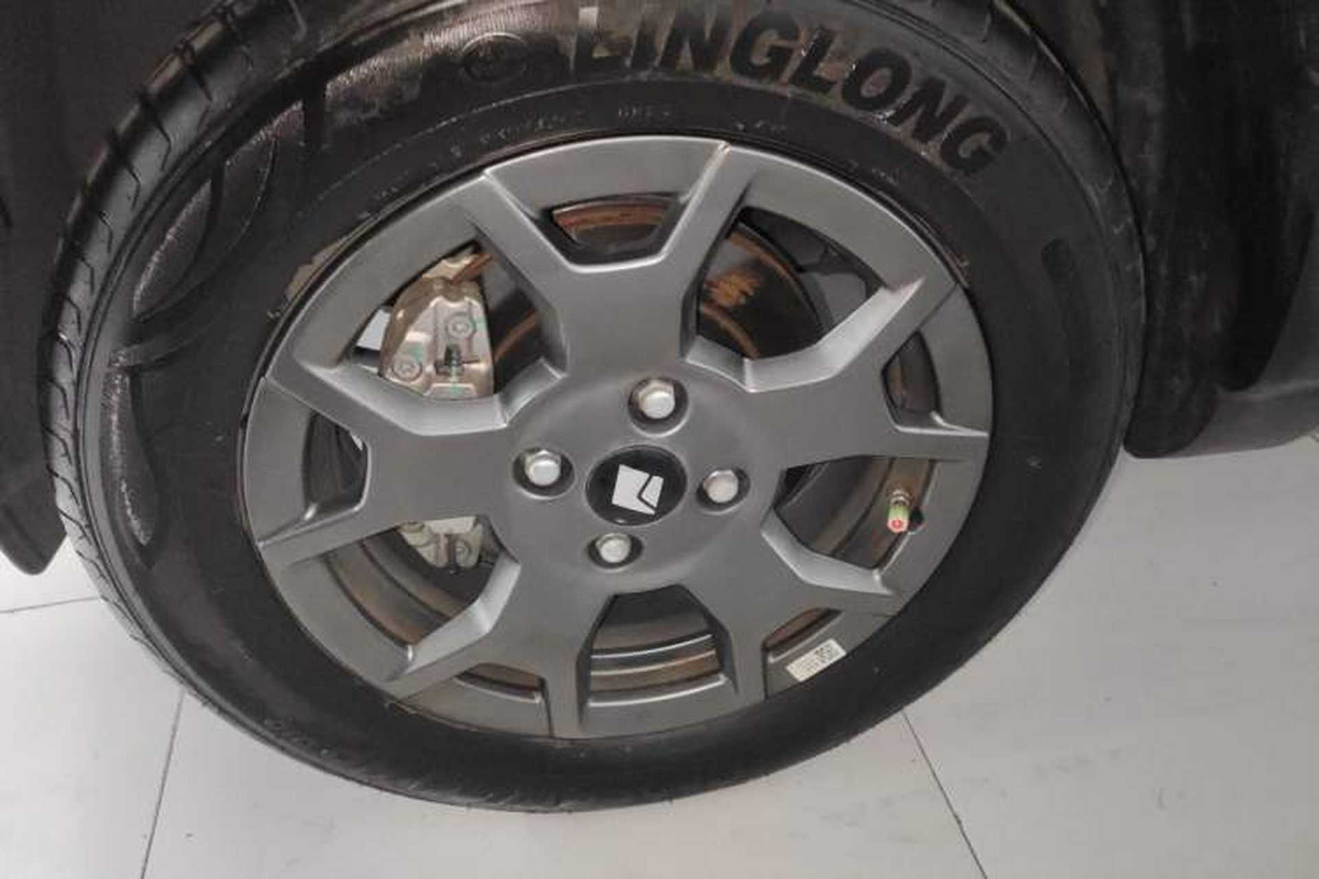 Used Baojun Spark EUV 2025 Flagship Edition 5 Seats Left Front Wheel Hub