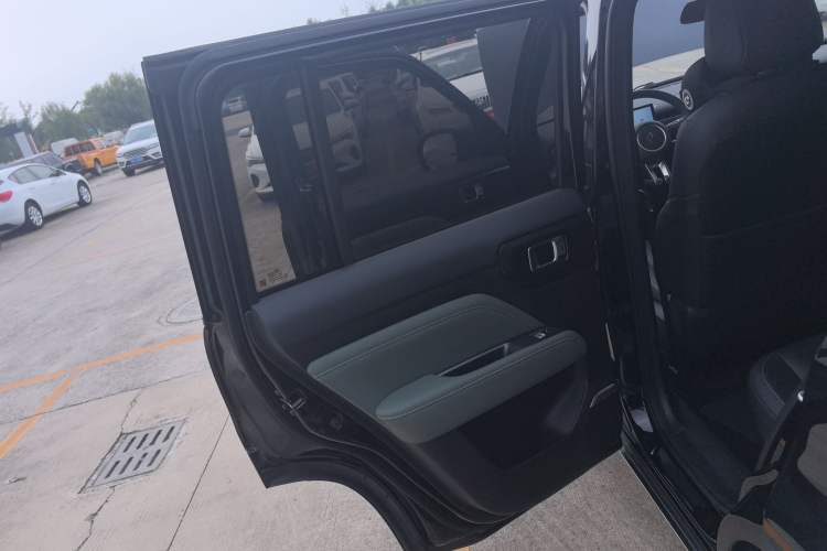 Used Baojun Spark EUV 2025 Flagship Edition 5 Seats Left Rear Door Interior