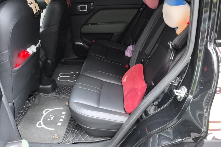 Used Baojun Spark EUV 2025 Smart Luxury Edition 5 Seats Left Rear Seat